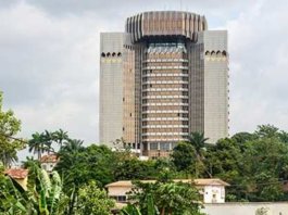 Sede del Banco de los Estados de África Central en Yaoundé, Camerún.